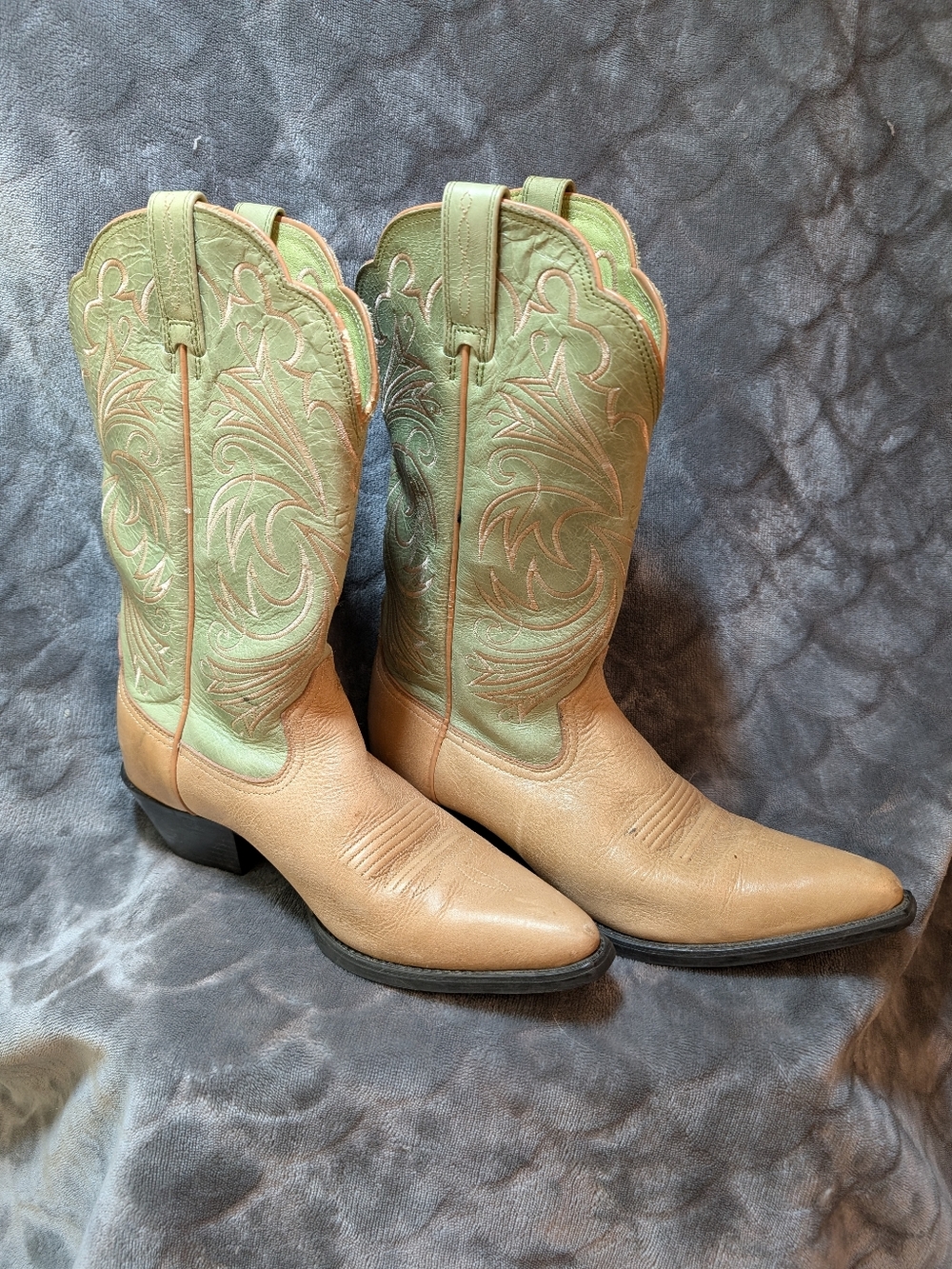 ARIAT Women's Heritage R Toe Western Cowboy Boots Green/Tan Size 8B